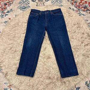 Vintage Levi’s size 36x31 (hemmed)